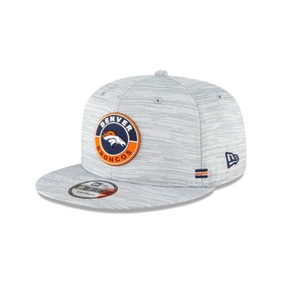 Sapca New Era Denver Broncos NFL Official NFL Fall Sideline 9FIFTY Snapback - Gri